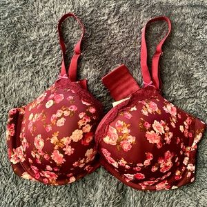 Victoria’s Secret Padded bra size 38D